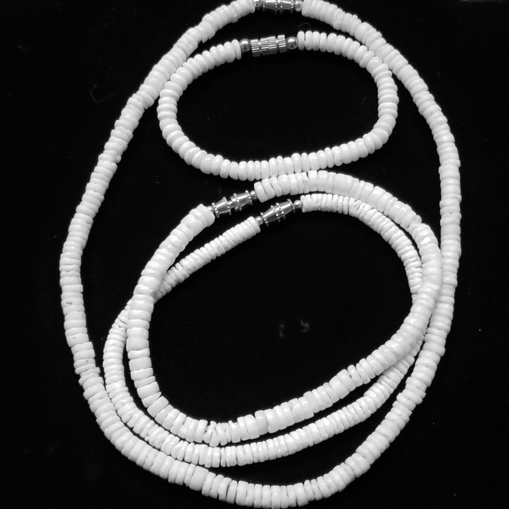 Authentic Hawaiian Puka Shell Necklace Set